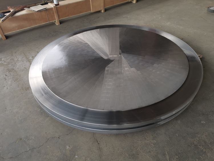 Titanium steel clad tube plate