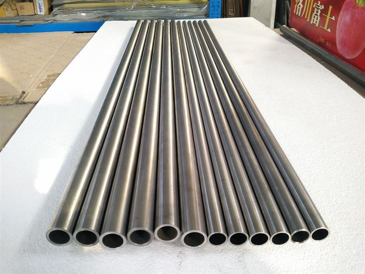 ASTM B 861 티타늄 튜브